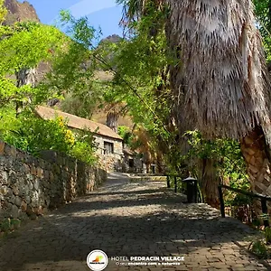 Pedracin Village Ribeira Grande